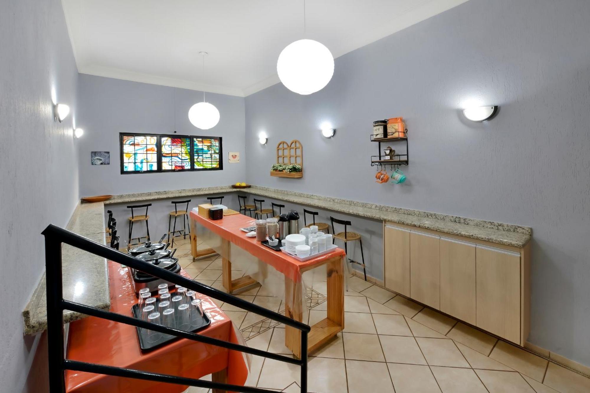 Hotel & Hostel Ribeirao 里贝朗普雷托 外观 照片